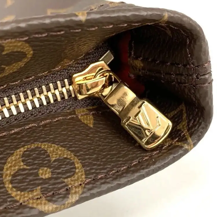 Fashionrepsfam ru 20B570181 LV Bags 0710